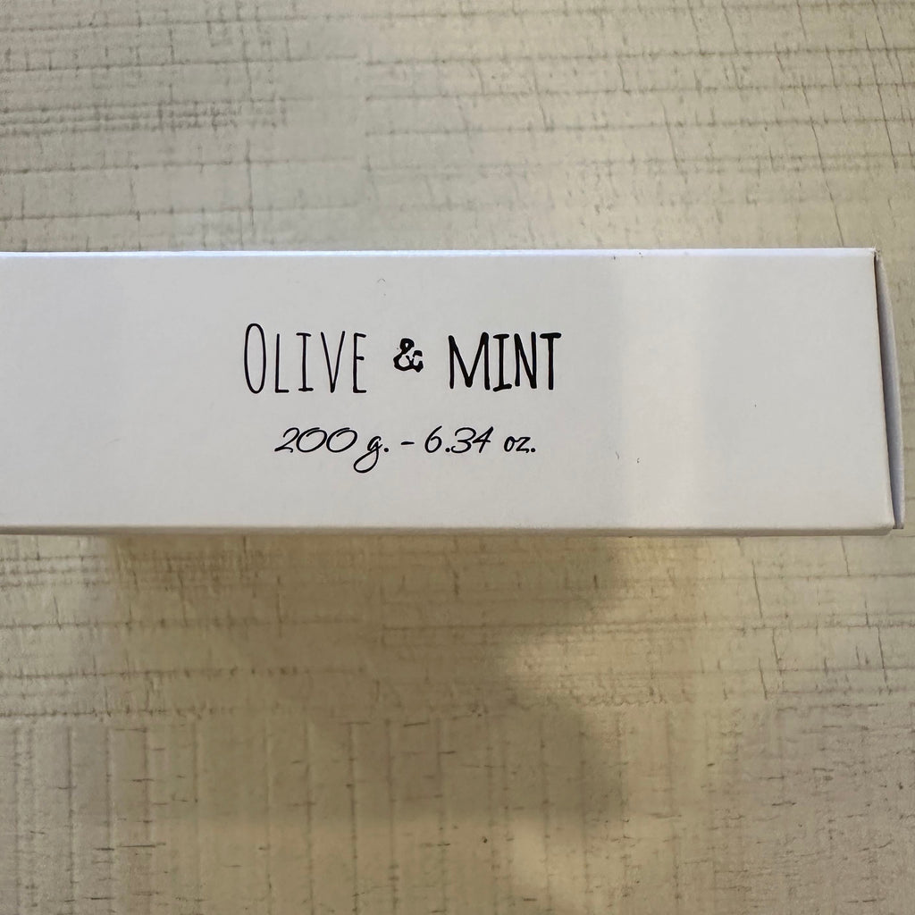 A white Belle De Provence - Olive & Mint box with the text 'OLIVE & MINT' printed on it, along with '200 g - 6.35 oz' and the dimensions '6.