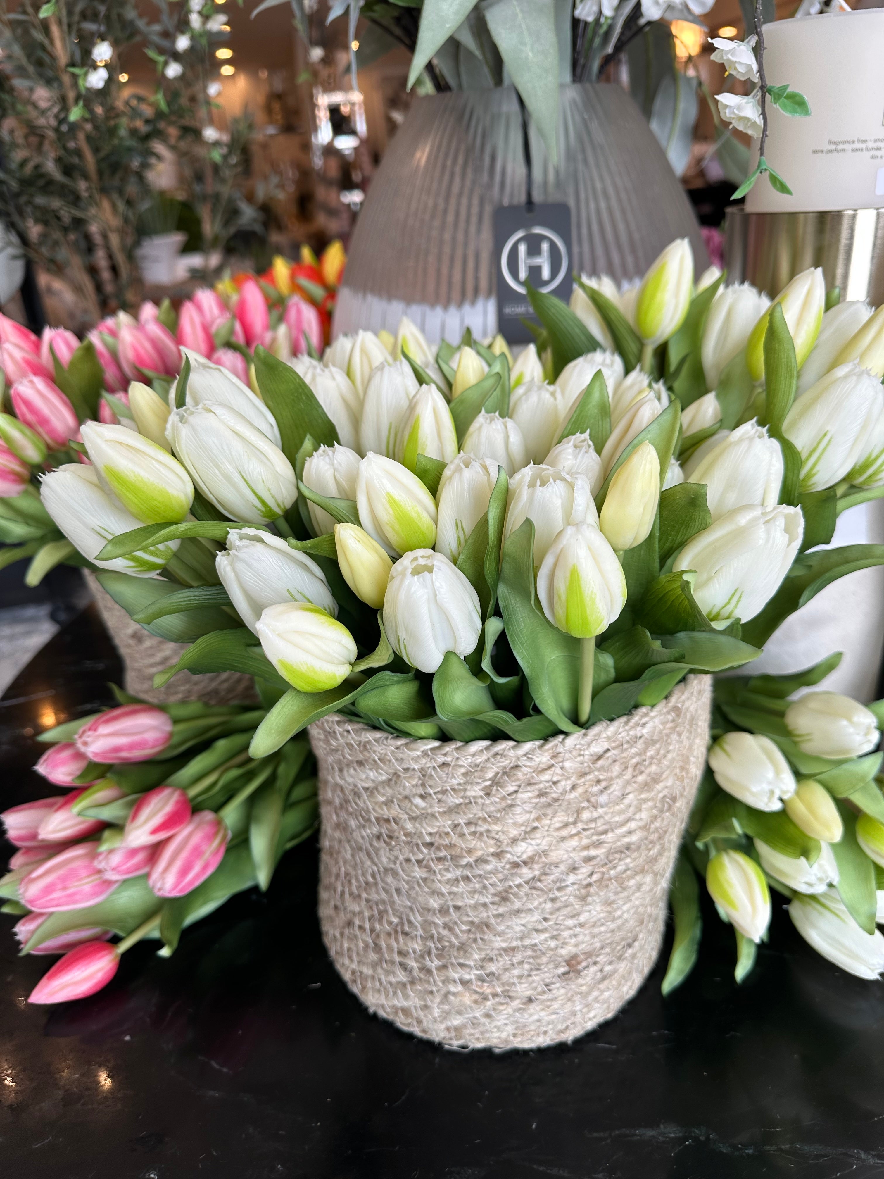 12" White Formosa Tulip Bundle - 4 Flowers & 3 Buds