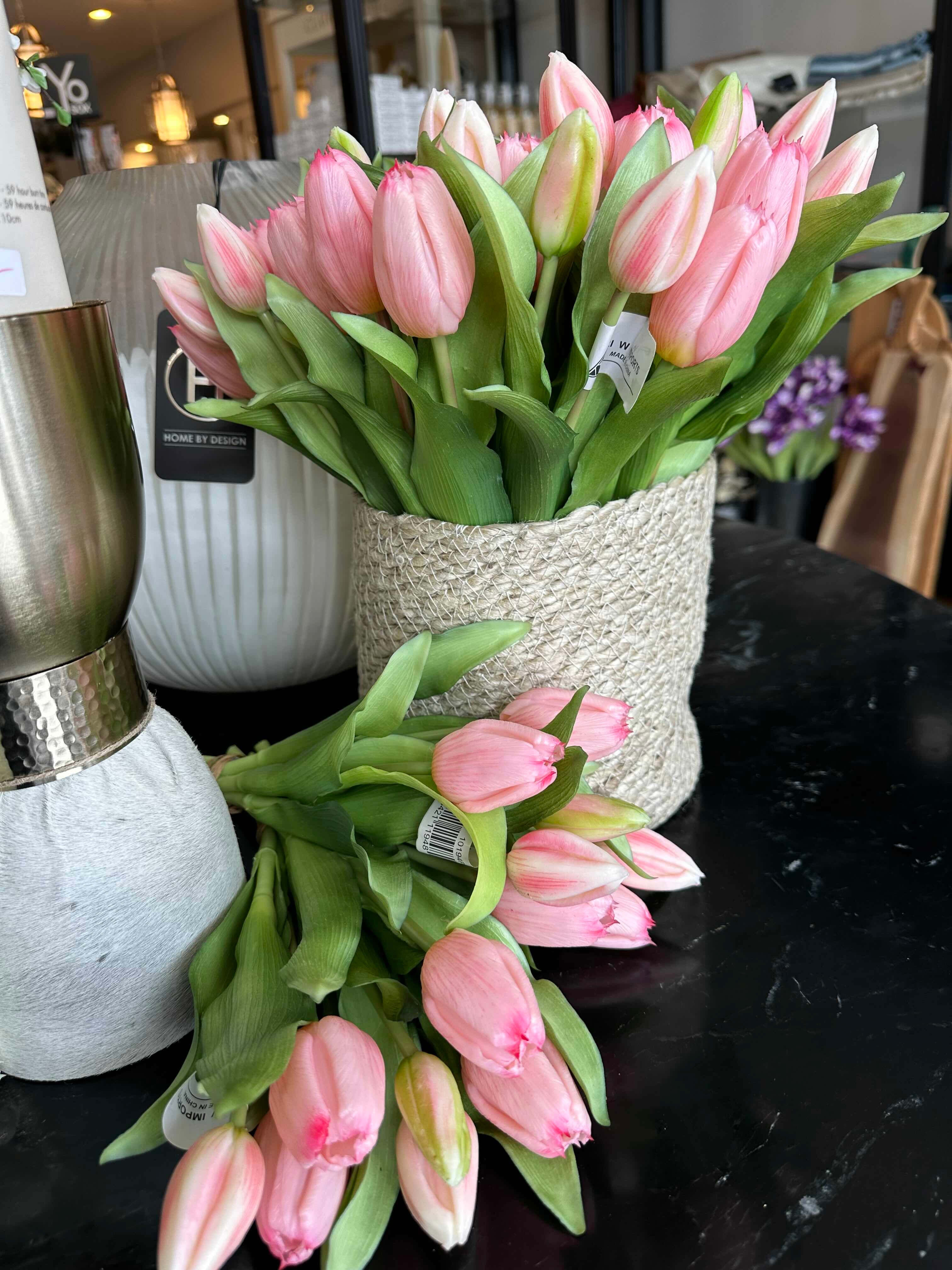 12" Pink Formosa Tulip Bundle - 4 Flowers & 3 Buds